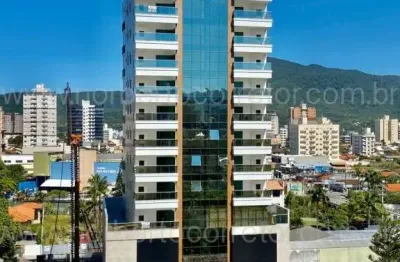 Apartamento à venda na Rua 319, 343, Meia Praia, Itapema