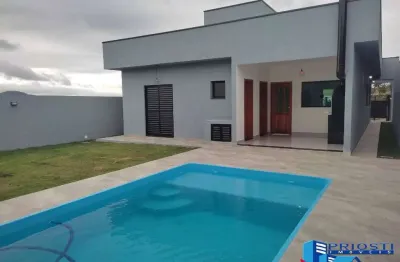 Excelente casa térrea em atibaia condomínio fechado piscina churrasqueira
