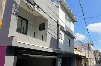 Sobrado estilo condomínio fechado na vila regente feijo fino acabamento