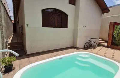 Casa à venda em Várzea Paulista, Vila Santa Terezinha, com 3 quartos, 160m²