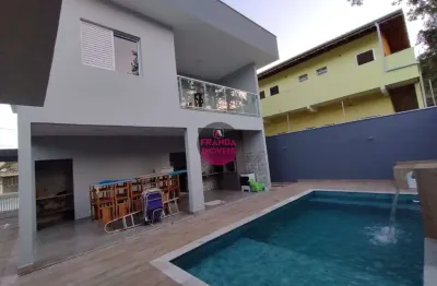 Maravilhosa casa à venda em condomínio fechado, bairro horto - ubatuba/sp!