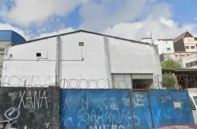 Terreno à venda na Rua Almirante Cockrane, Conceição, Diadema