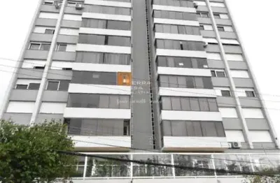 Apartamento semimobiliado, 04 dormitórios, bairro lourdes em caxias do sul - rs