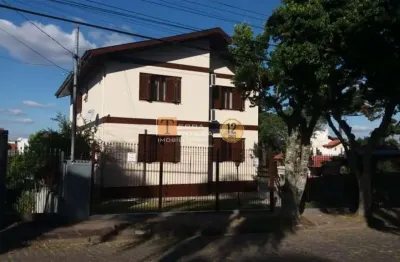 Casa semimobiliada, 05 dormitórios, bairro petrópolis em caxias do sul - rs