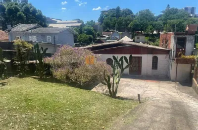 Casa 03 dormitórios, bairro sagrada família em caxias do sul - rs