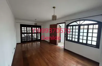 Sobrado 3 quartos 3 suites 2 vagas edicula proximo do metro aceita pet fl55