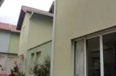 Aconchegante sobrado de 77m² em condomínio fechado fl43