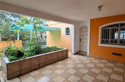 Sobrado amplo com 4 dormitórios e 2 suítes no jardim bonfiglioli. fl43