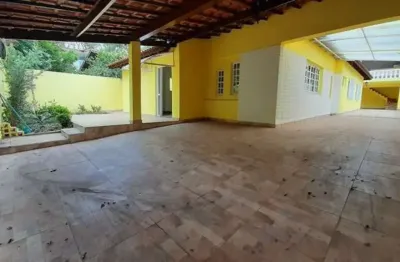 Linda casa térrea em condomínio, reformada, 3 suites, 5 wc, 6 vagas e churrasqueira - fl22
