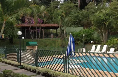 Vendo sobrado em condomínio,  4 dorms, 2 suites, 2 vagas, churrasqueira, lazer completo - fl22