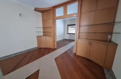 Sobrado jardim peri peri: 210 metros, 4 dormitórios, 3 vagas