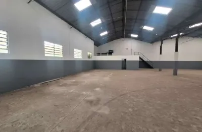 Barracão / Galpão / Depósito com 3 salas para alugar na Rua Ministro Edmundo Lins, 76, Ferreira, São Paulo