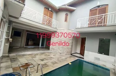 Sobrado com piscina 4 quartos 1 suite master 3 vagas  salao de festa salatv aceita pet churrasqueira
