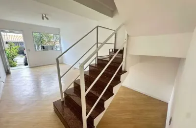 Sobrado de condomínio próximo ao shopping, 68 metros, 2 dormitórios fl34