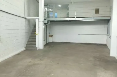 Barracão / Galpão / Depósito com 5 salas para alugar na Rua Inácio Cervantes, 111, Parque Ipê, São Paulo