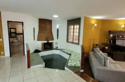 Venda no butanta sobrado com 350m² 04 quartos, 02 suítes 05 wc e 06 vagas de garagens  -  fl38