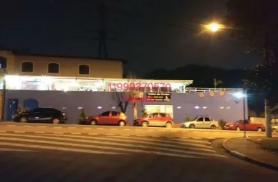 Casa de eventos montada prédio inteiro com 2 pisos de salão 3 quartos bar e brinquedo cozinha fl55