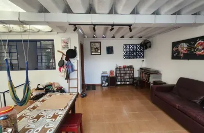 Casa térrea de 200m² no jardim adhemar de barros com 3 quartos, suíte e 2 vagas - fl43