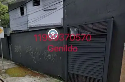 Sobrado com 3 quartos sendo 1 suites 2 vagas quintal fácil acesso ao metro aceita pet fl55