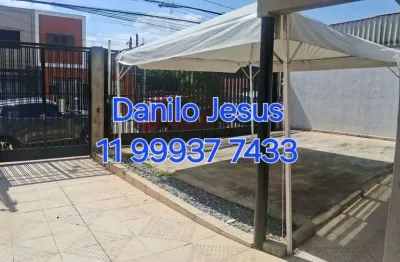 Casa com 2 quartos para alugar na Rua Keisuke Koza, 119, Jardim Trussardi, São Paulo