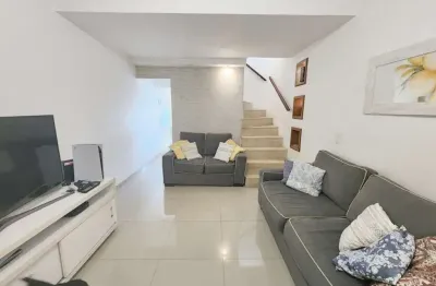 Sobrado com 2 quartos e 1 banheiro à venda, 122 m² venda - fl38
