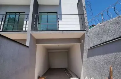 Casa em condomínio fechado com 3 quartos para alugar na Rua Amália de Oliveira Vargas, 116, Cidade dos Bandeirantes, São Paulo