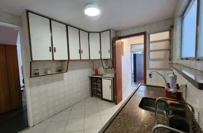Venda sobrado 100m² monte kemel 03 dormitórios 01 suíte e 02 vagas de garagens - fl38