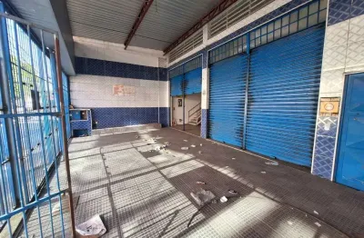 Prédio com 3 salas para alugar na Rua Lourenço Saporito, 141, Jardim Ana Maria, São Paulo