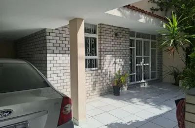 Casa com 3 quartos para alugar na Rua Judite França Costa, 781, Jardim Bonfiglioli, São Paulo