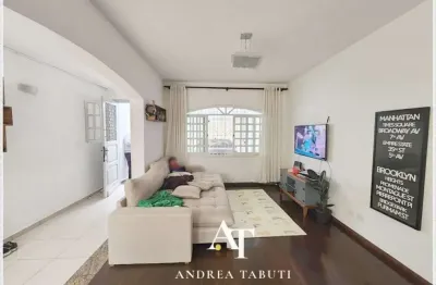 Sobrado 3 dormitorios (1 suite) com 2 vagas na vila morse