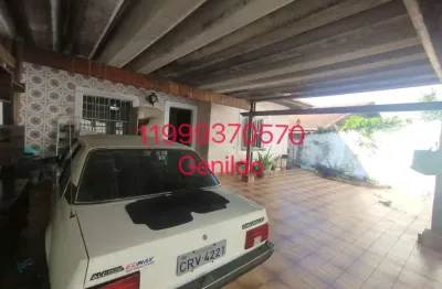 Casa terreá 3 quartos 4 vagas quintal edicula fácil acesso ao metro  aceita pet fl55