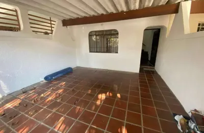 Sobrado  2 quartos, lavanderia, quintal, e 2 vagas coberta no butantã. fl64