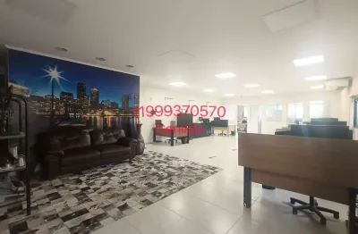 Galpão com 400m2  portão eletrônico do lado da rodovia raposo tavares fl55