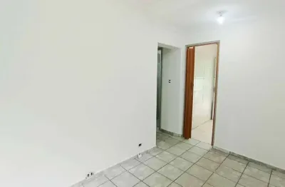 Casa 2 quartos com quintal entrada compartilhada fl14