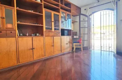 Venda sobrado 150 m² 04 quartos 02 suítes e duas vagas de garagens - fl38