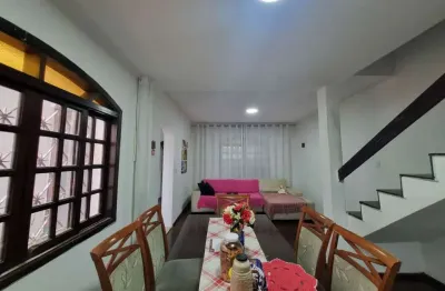 Venda sobrado 120m² 04 quartos 02 suítes e duas vagas - fl38