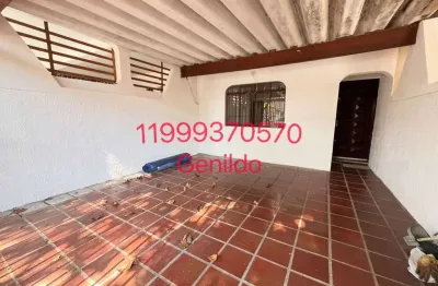 Sobrado com 2 quartos, 1 vaga ,1 banheiro, fácil  acesso ao metro, aceita pet, fl55