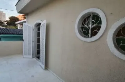 Casa com 2 quartos para alugar na Rua Lourenço Prado, 217, Cidade dos Bandeirantes, São Paulo