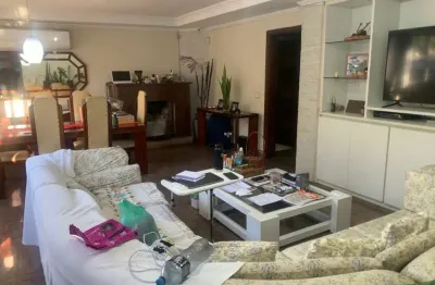 Sobrado no butanta 4 suites 4 vagas , sala ampla 4 pavimentos