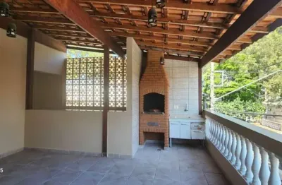 Casa à venda na Rua José Paschoale, 940, Vila Tiradentes, São Paulo