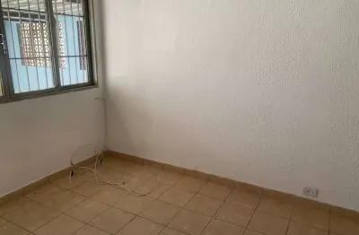 Casa terrea em condonimio 3 dormssuite ,2 gacas quintal
