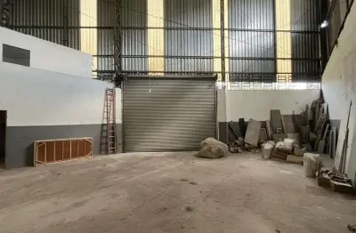 Barracão / Galpão / Depósito com 1 sala para alugar na Avenida Austrália, Jardim Mimas, Embu das Artes
