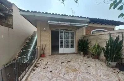 Casa para alugar com 3 quartos no butantã  a 5 minutos do metrô fl05