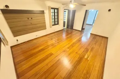 Lindo sobrado a venda 3 dorms suite  2 vagas em local priveligiado metrô metrô vila sônia