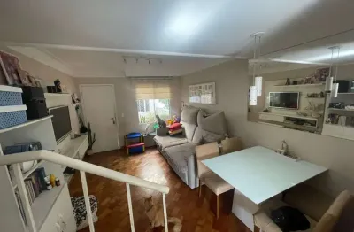 Linda casa em condomínio no butantã 2 dormitórios e 2 cagas