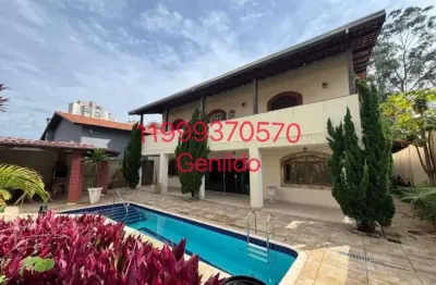 Sobrado com piscina 5 suites sendo uma master todas com sacada 3 vagas aceita pet churrasqueira fl55