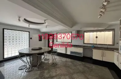 Sobrado com piscina 5 suites sendo uma master todas com sacada 3 vagas aceita pet churrasqueira fl55