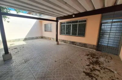Casa com 3 quartos para alugar na Rua Doutor Paulo Ribeiro Coelho, 227, Jardim Ester Yolanda, São Paulo