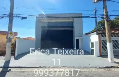 Barracão / Galpão / Depósito com 2 salas para alugar na Rua Joaquim Galvão, 2332, Vila Sônia, São Paulo