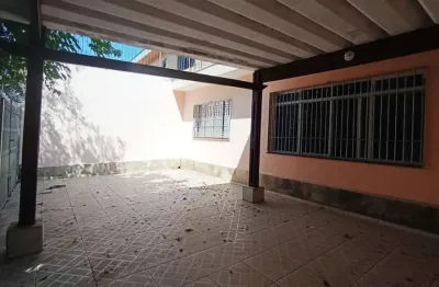 Casa com 3 quartos para alugar na Rua Doutor Paulo Ribeiro Coelho, 274, Jardim Ester Yolanda, São Paulo